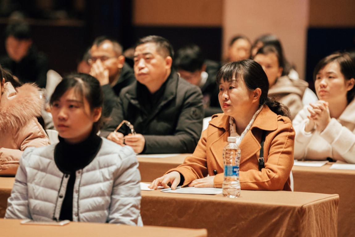2019年屈光手术新进展和近视防控论坛在贵阳成功举办_中国眼科网_www.yanke360.com